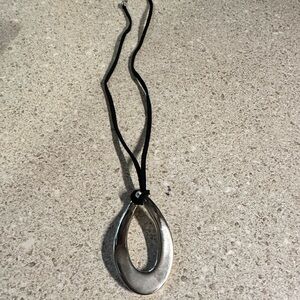 Lia Sophia clasp necklace